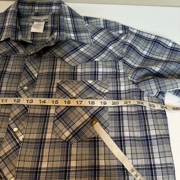 Wrangler Pearl Snap Men's shirt Short Sleeve. - Picture 6 of 6